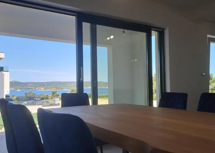 Galesnjak Villa *
